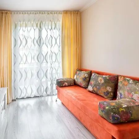 Furnished 1bdr With Pool View Uq