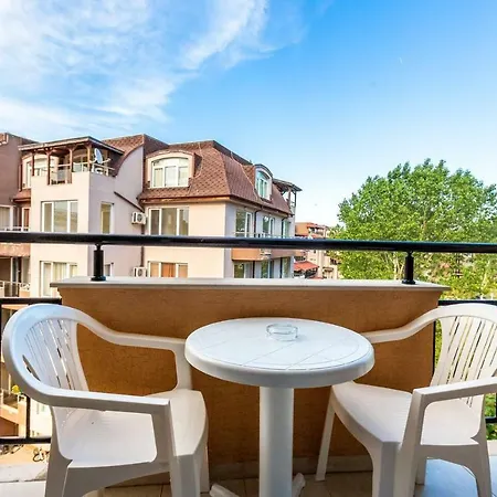 Furnished 1bdr With Pool View Uq サニービーチ